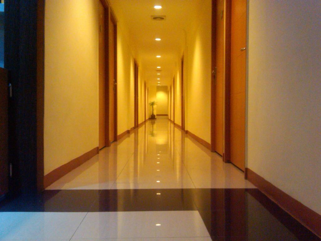 Green Leaf Inn Pontianak Exterior foto